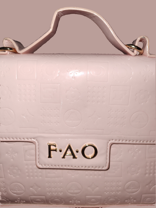Bolso pequeño rosa FAO Schwarz - usado