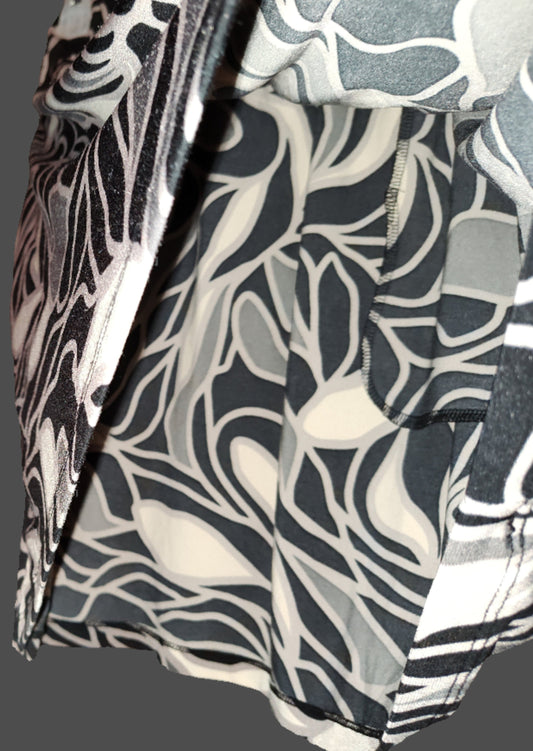 Women's Attention Brand Black & Gray Pencil Mini Skirt - preowned