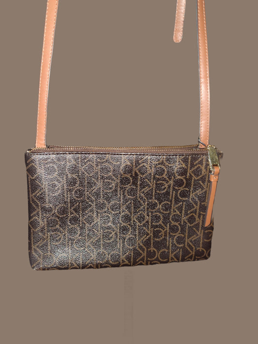 Calvin Klein Small Crossbody Bag - preowned