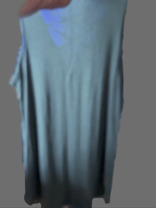 Maurice's V-neck Green Tank Top - size M