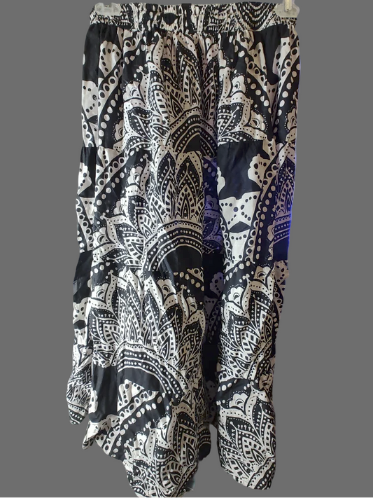 Ashley Taylor Black & White Tiered Maxi Skirt - size 1X