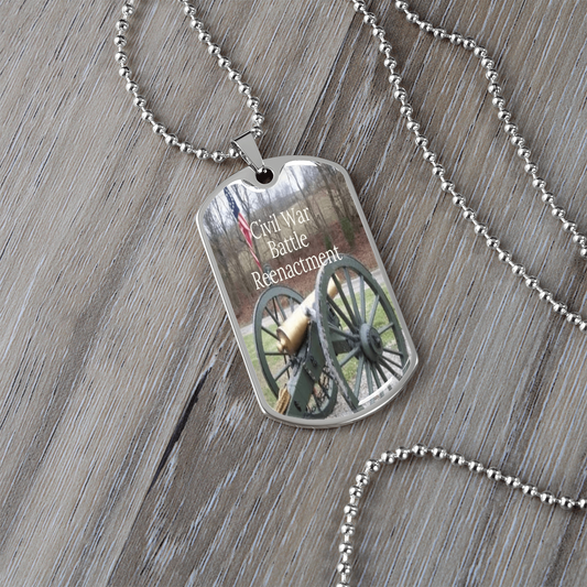 Collar con placas de identificación con diseño gráfico de recreación de batalla de la Guerra Civil
