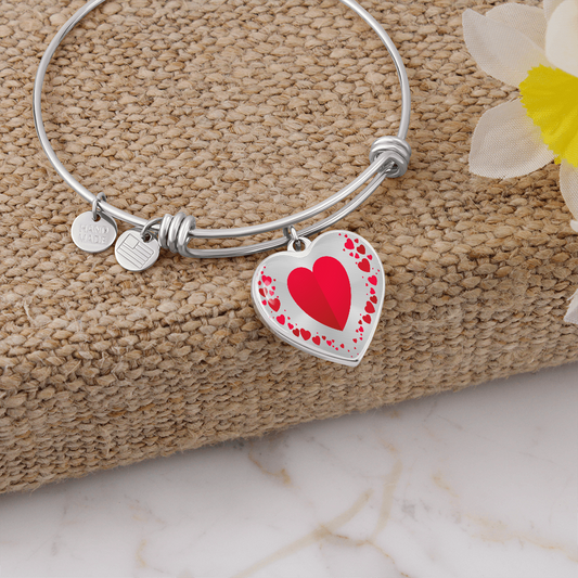 Conjunto de joyas con collage de corazones en forma de corazón