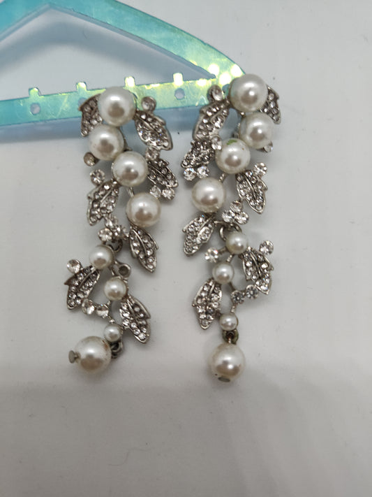 Pendientes colgantes de perlas formales