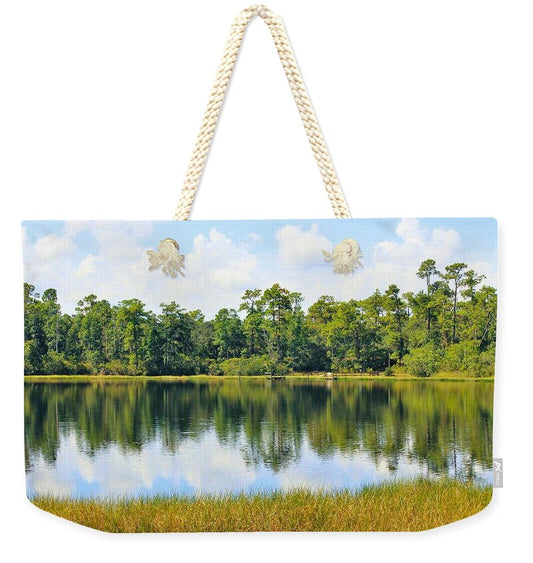 Serene Horse Shoe South Lake in Chuluota Florida - Weekender Tote Bag