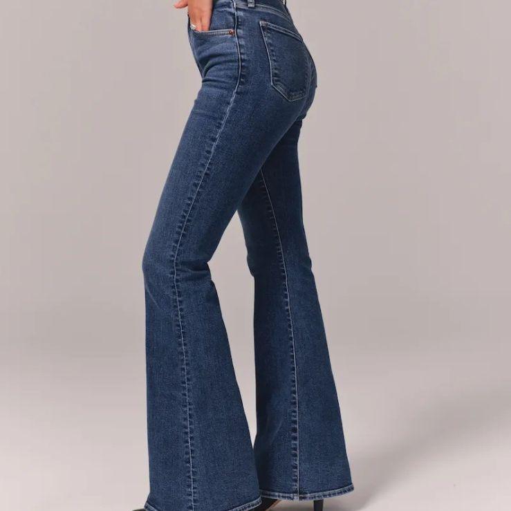 Retro Cowgirl High Waist Denim Jeans - Stylish Micro Flared Vintage Denim for Women