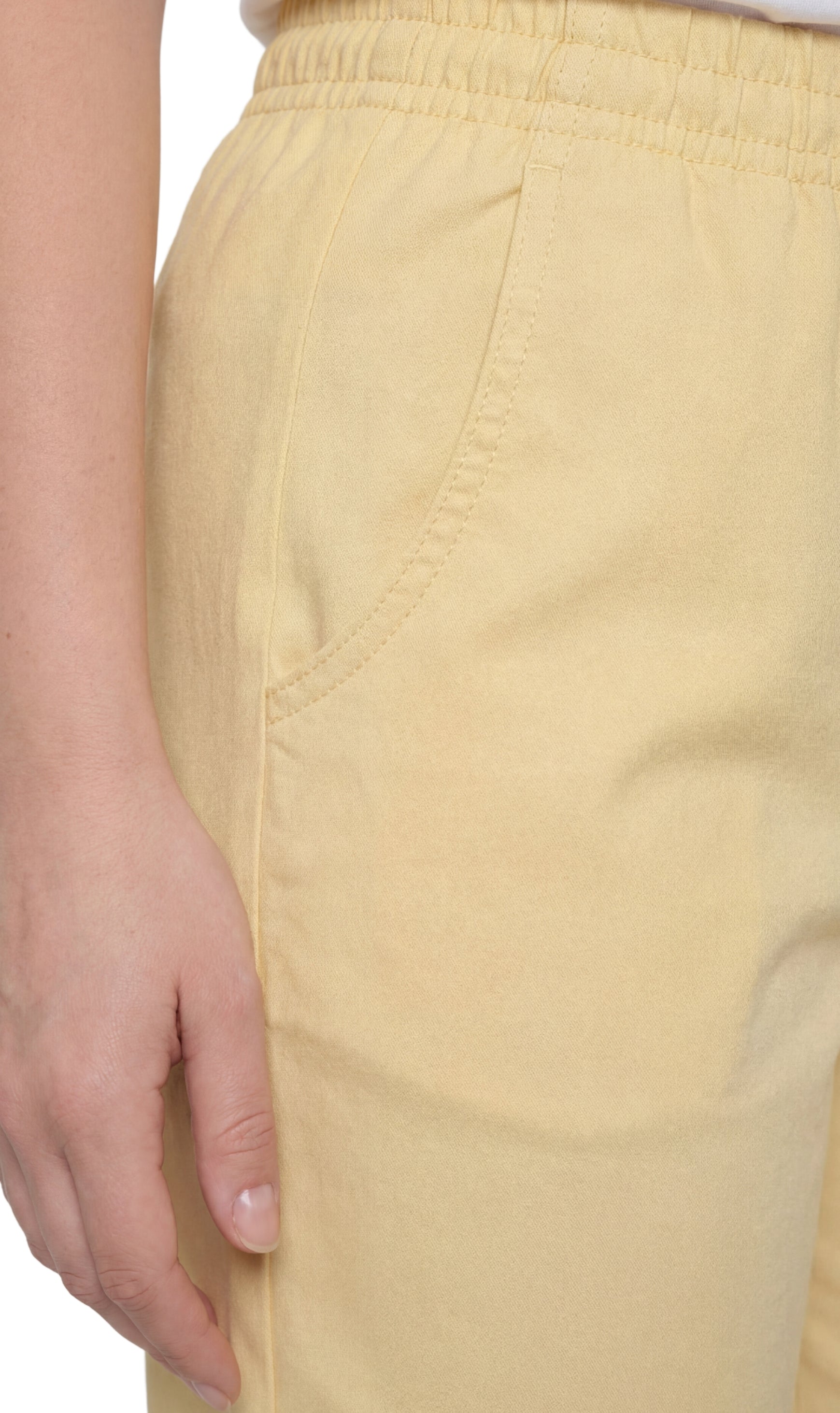 Women's Easy Pull on Bermuda Shorts in Denim and Twill