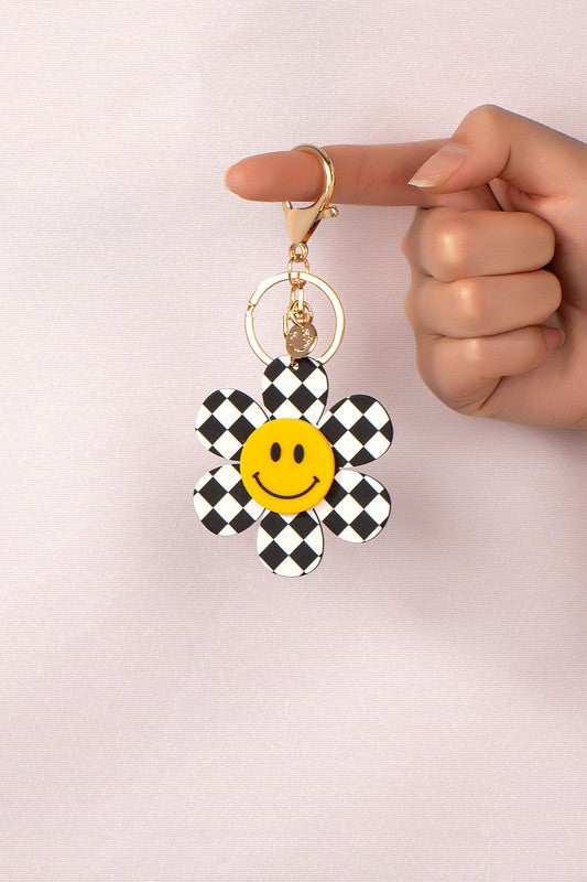 Checkered Flower Key Chain with Smiling Face