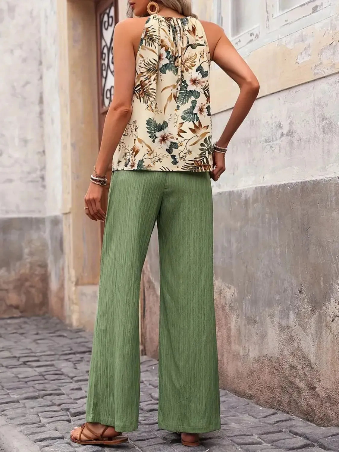 Women's Printed Tank Top and Wide Leg Pants Set Outfit