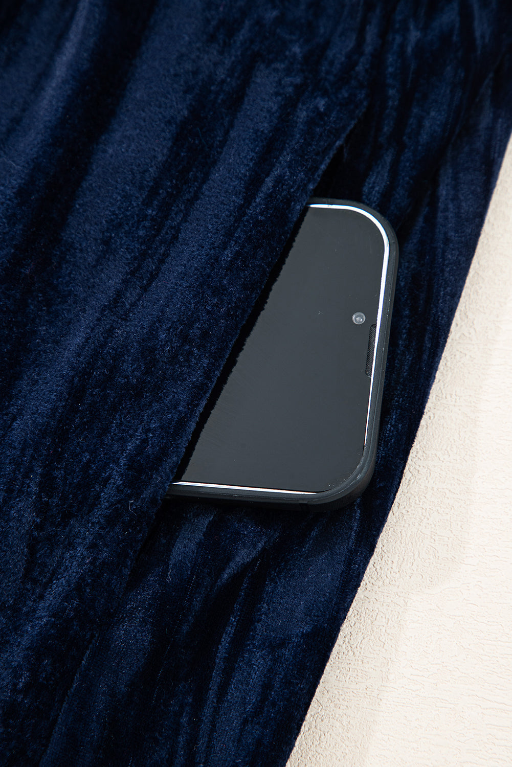 Women's Plus Size Ruched Velvet Puff Sleeve Mini Dress