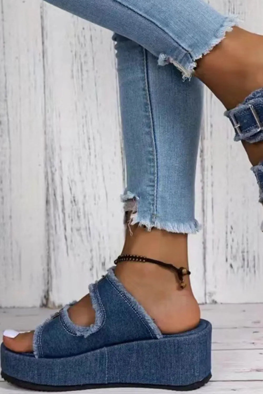 Women's Raw Hem Wedge Buckle Sandals