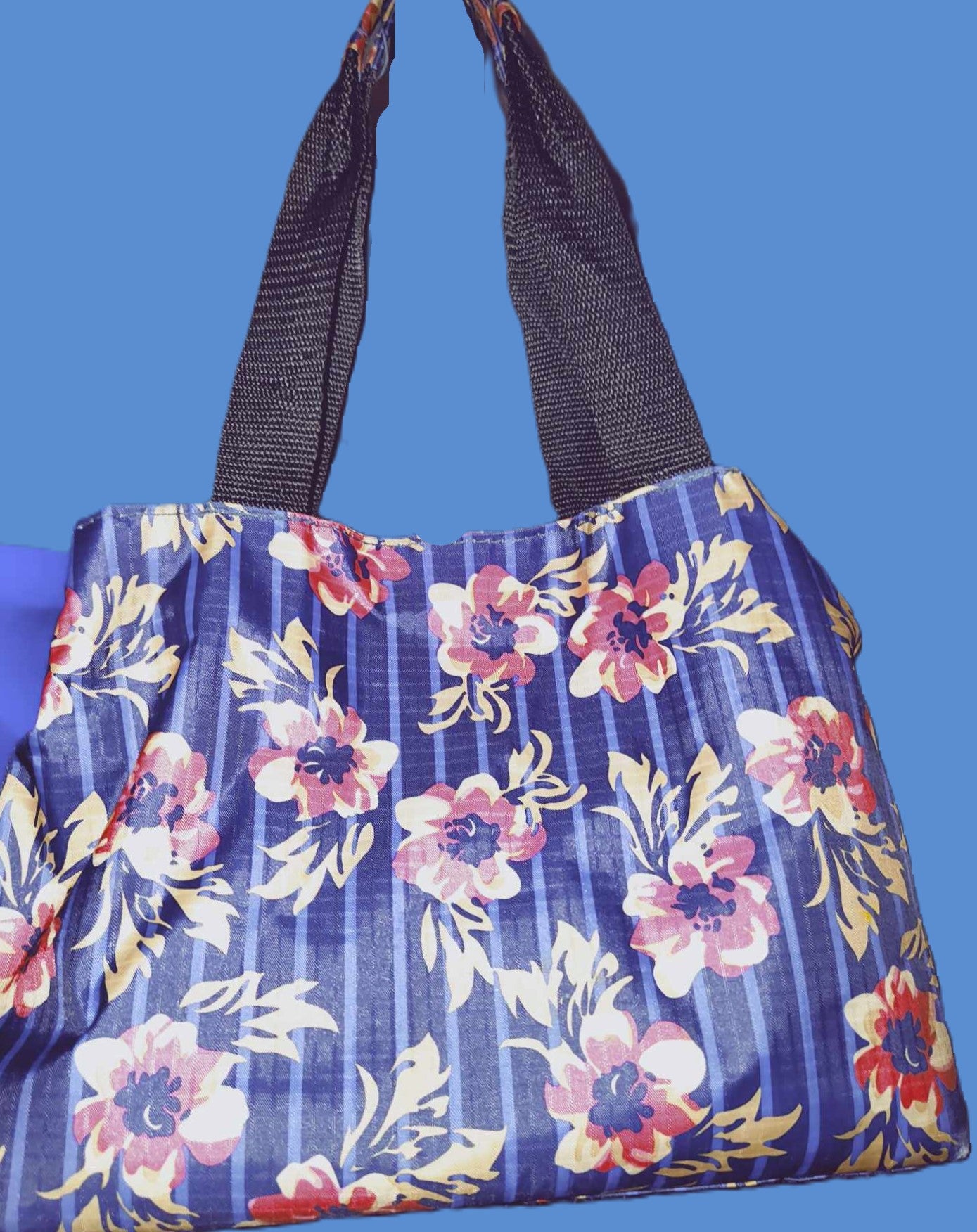 Nicole Miller Large Blue Floral Insulated Lunch Bag - preowned