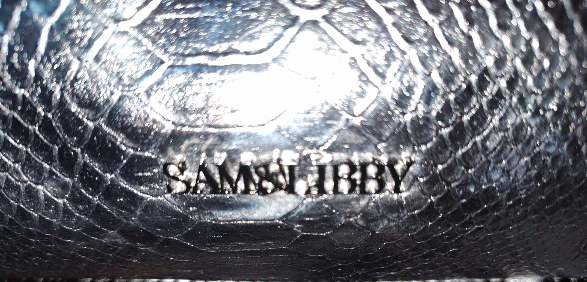 Sam and Libby Silver Reflective Small Handbag - preowned