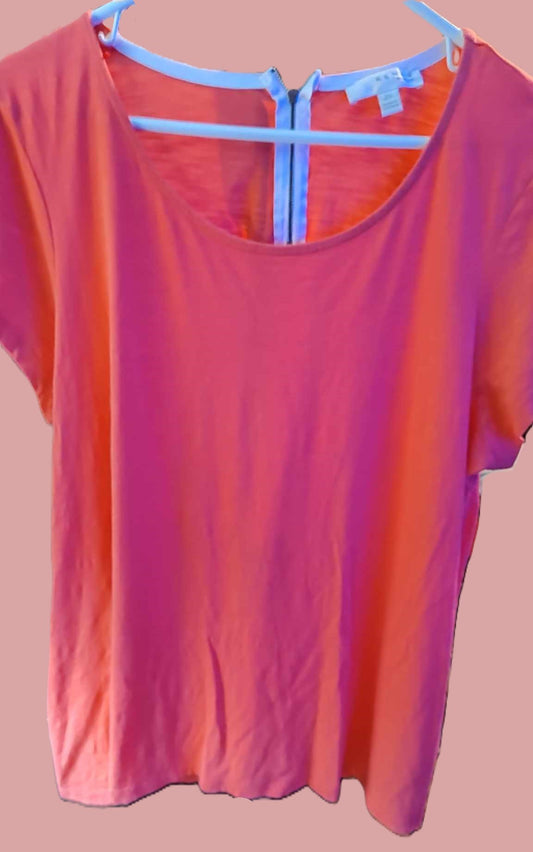 Women's Kenar Coral Plus Size Top with Back Zipper - preowned