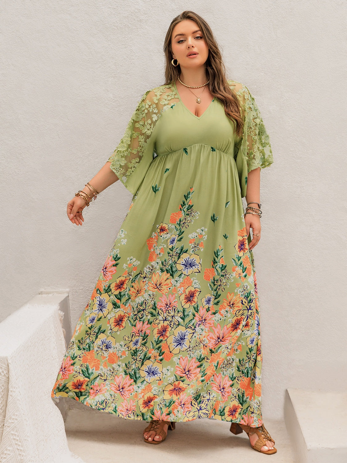 Women's Plus Size Lace Detail Floral Half Sleeve Maxi Dress