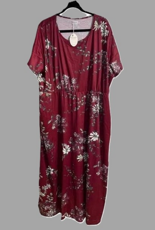 Women's Maroon Floral Plus Size Maxi Dress - size 4X