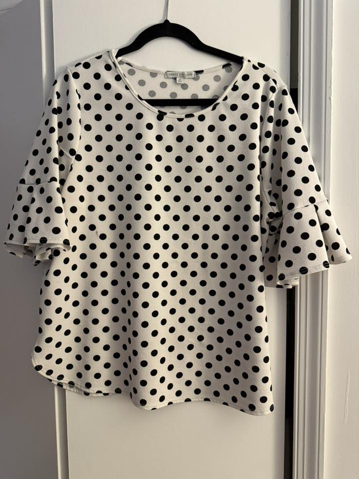 Women's Green Envelope White Shirt with Black Dots - size 1X