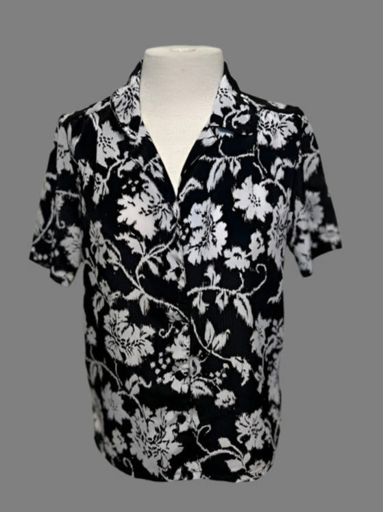 Donkenny Hawaiian Black & White Button Blouse - size S Petite