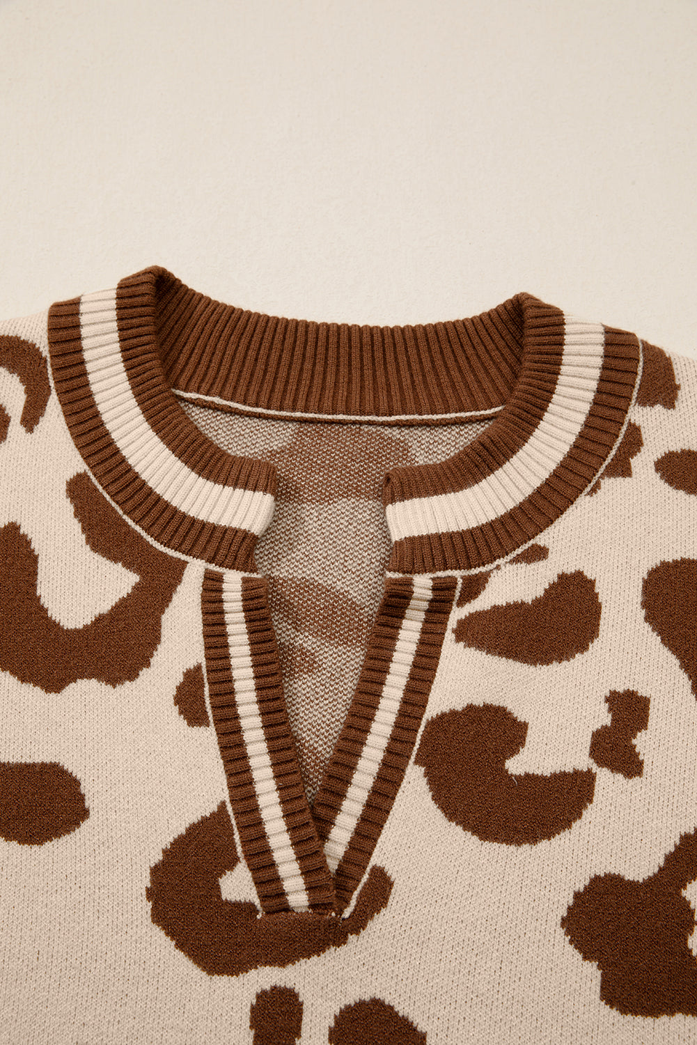 Women's Leopard Print Knit V-Neck Sweater