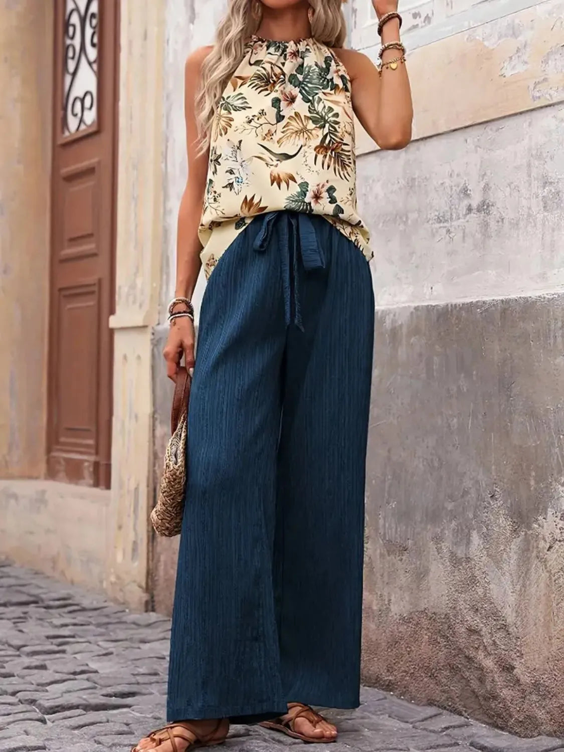Women's Printed Tank Top and Wide Leg Pants Set Outfit