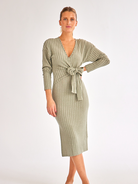 Women's V-neck Long-sleeved Knitted Belt Midi Dress