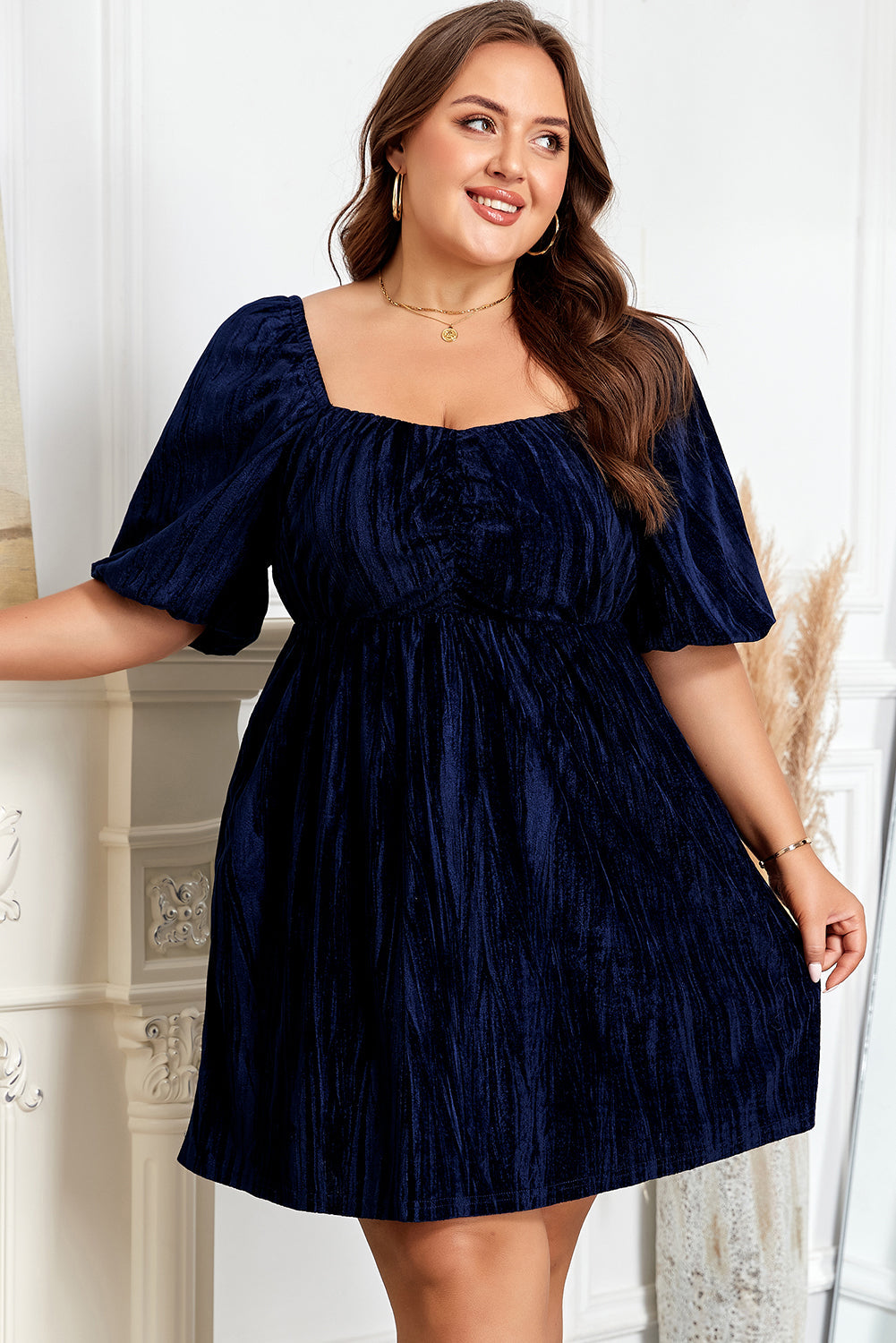 Women's Plus Size Ruched Velvet Puff Sleeve Mini Dress