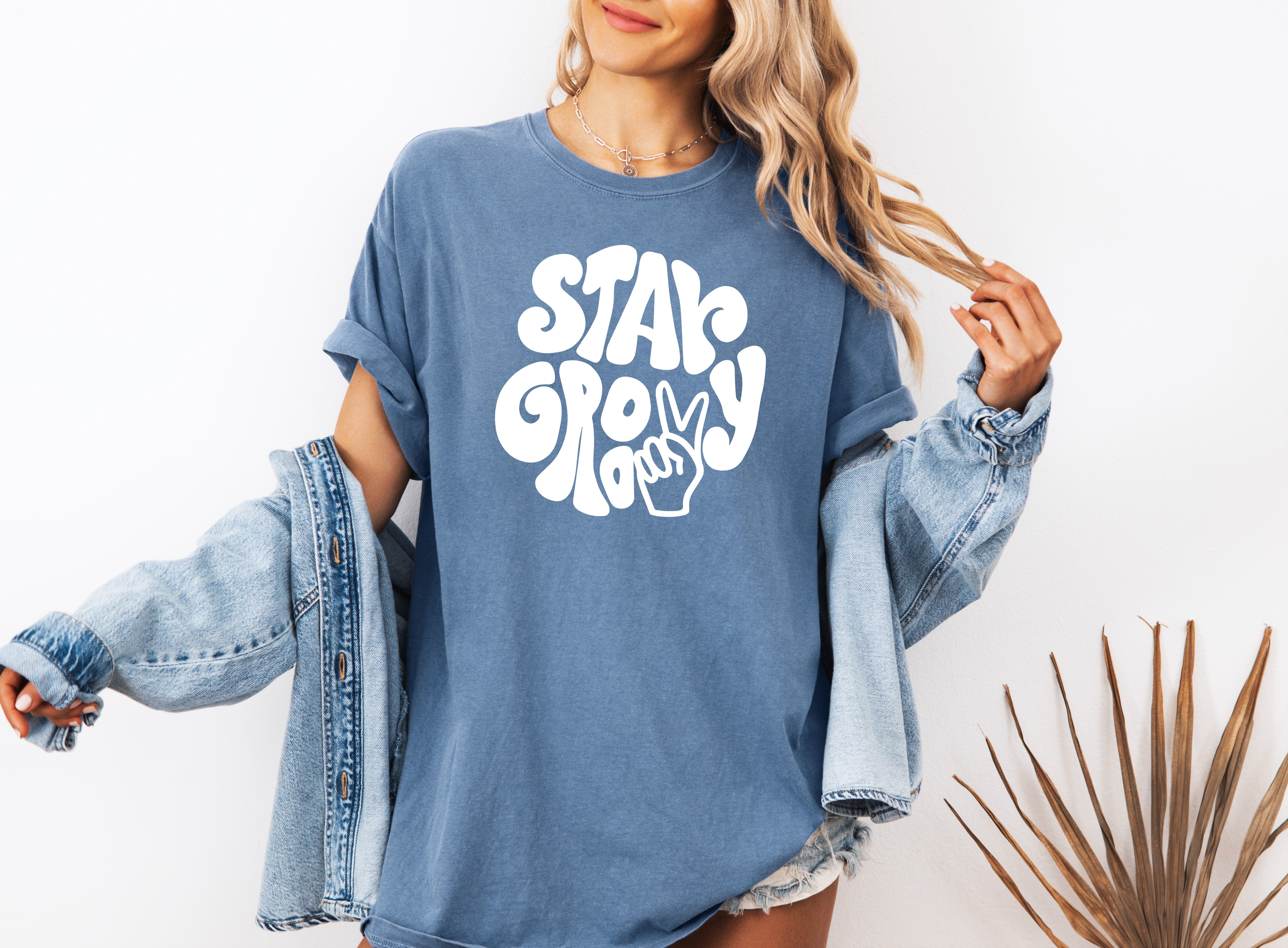 Stay Groovy Comfort Colors Unisex Graphic T-shirt