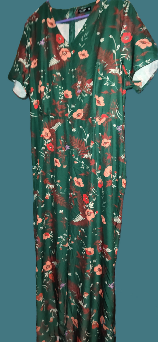 Women's Green Floral Jumpsuit from Shein Curve - preowned