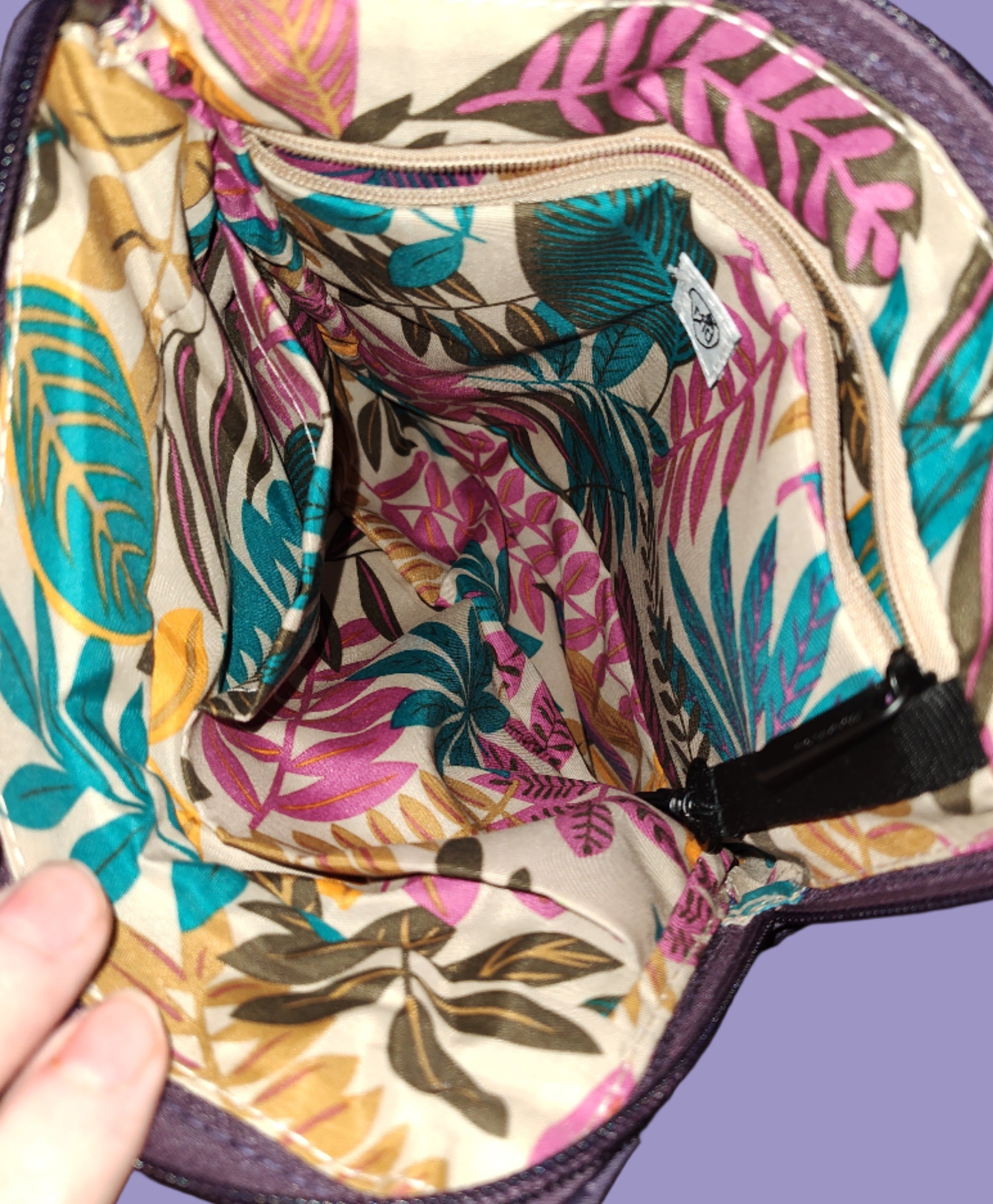 Women's Travelon Lavender Crossbody Bag - pre-owned