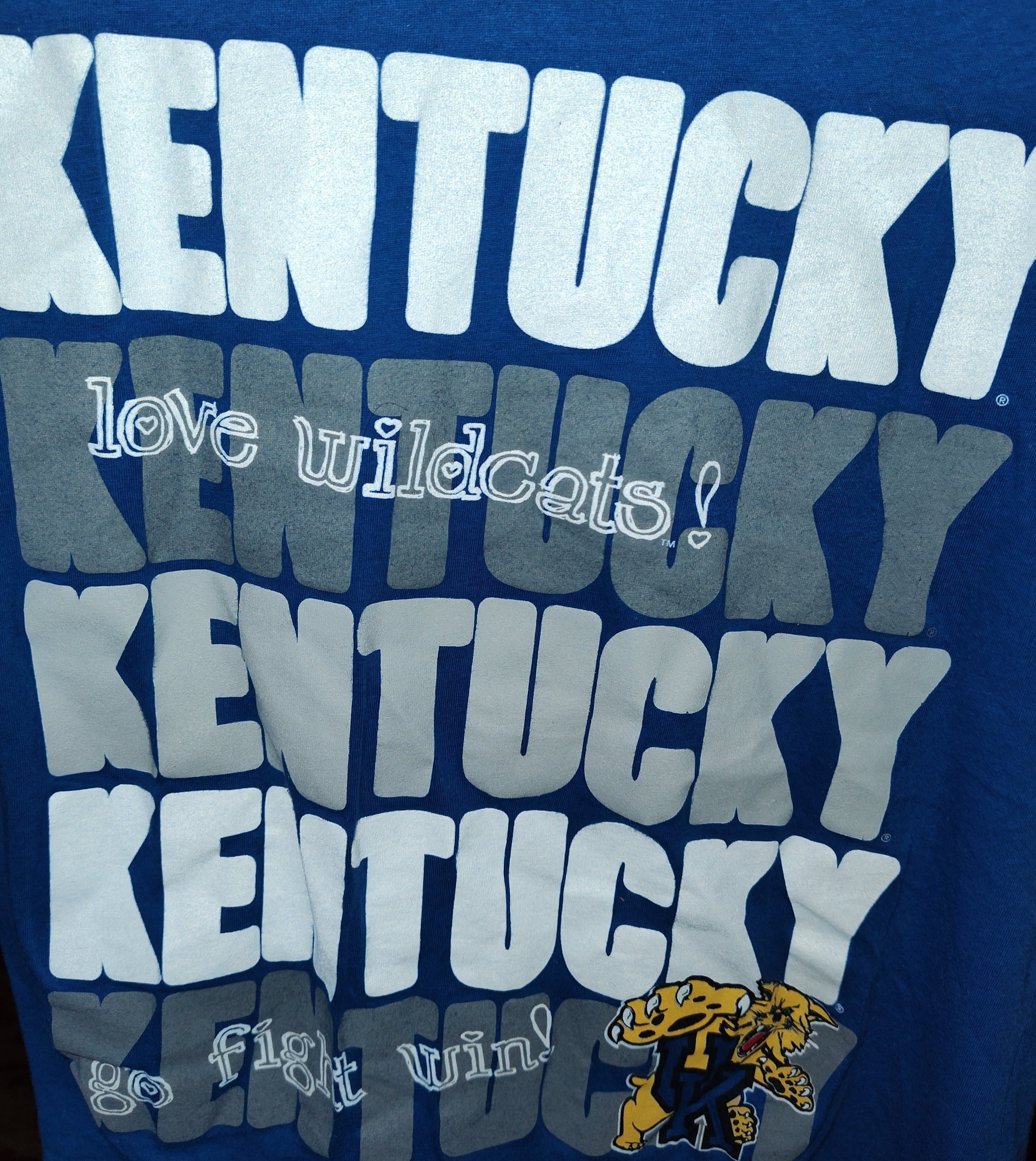 Women's Blue V-neck Kentucky Wildcat Shirt by Soffe - preowned