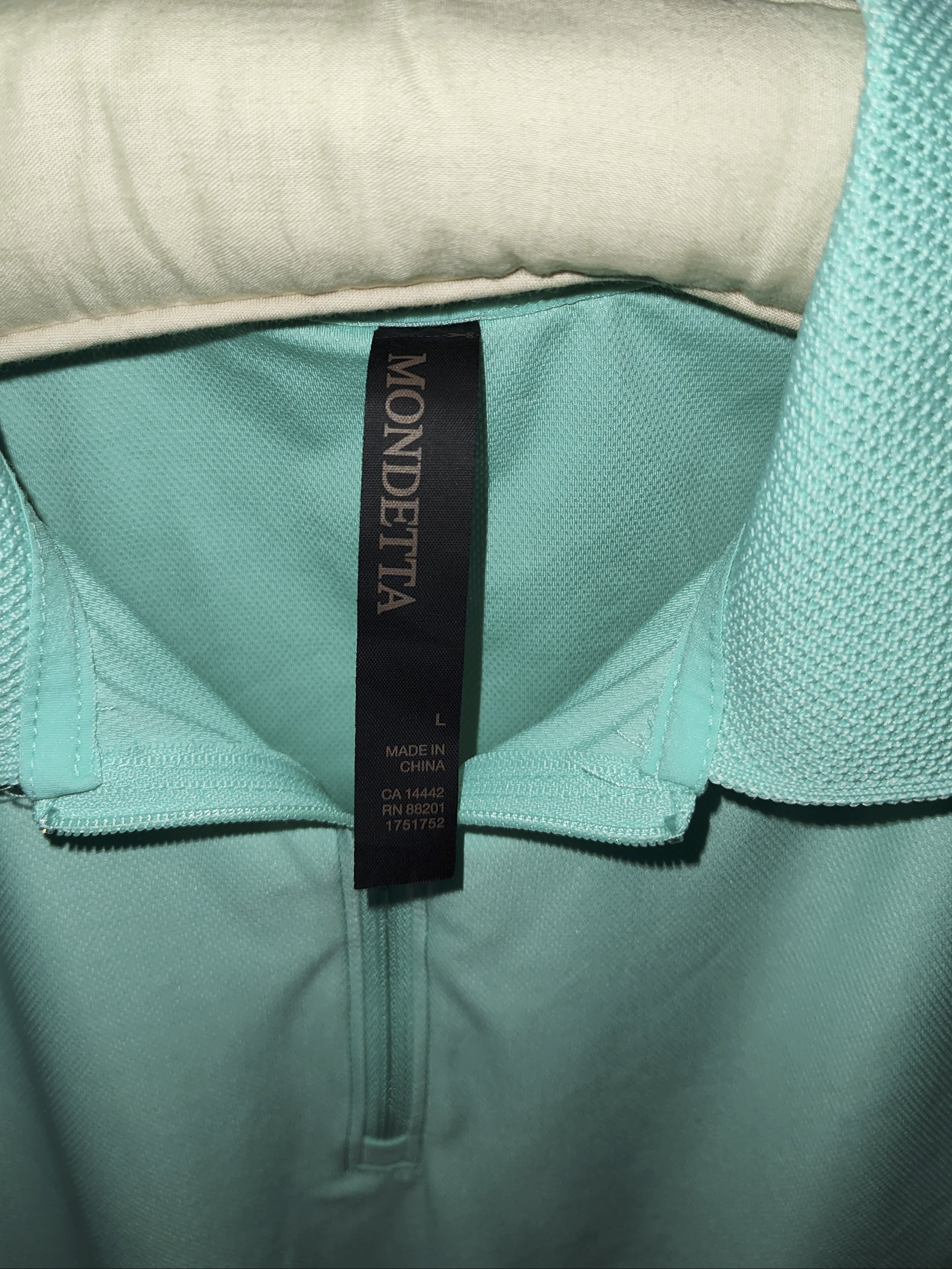 Mondetta Mint Green Short Sleeve Shirt - size L