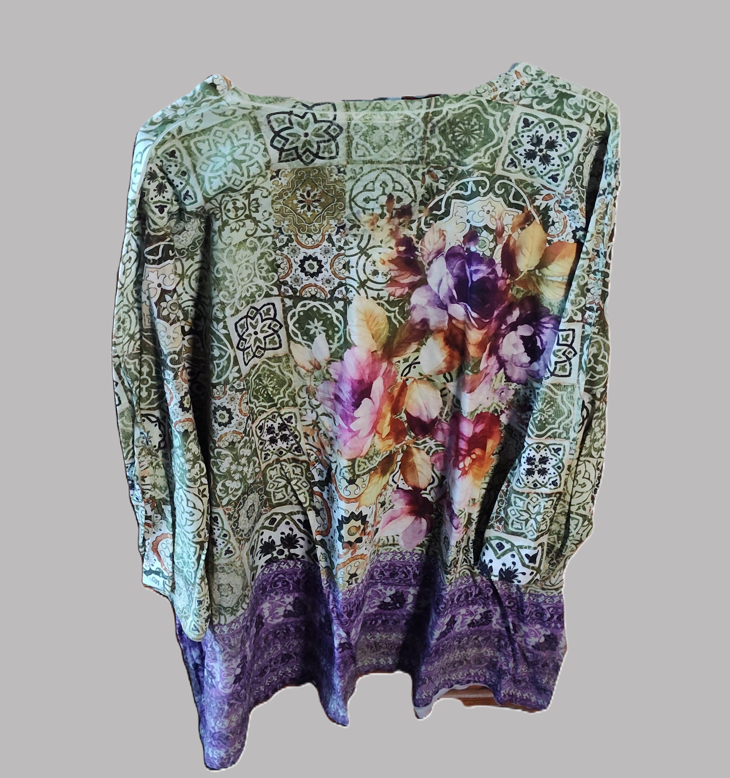 Catherine's Purple Floral 3/4 Sleeve Top - size 3XL