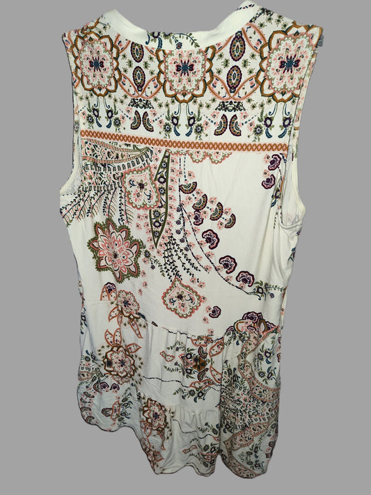 New Directions V-neck Button Blouse - size L