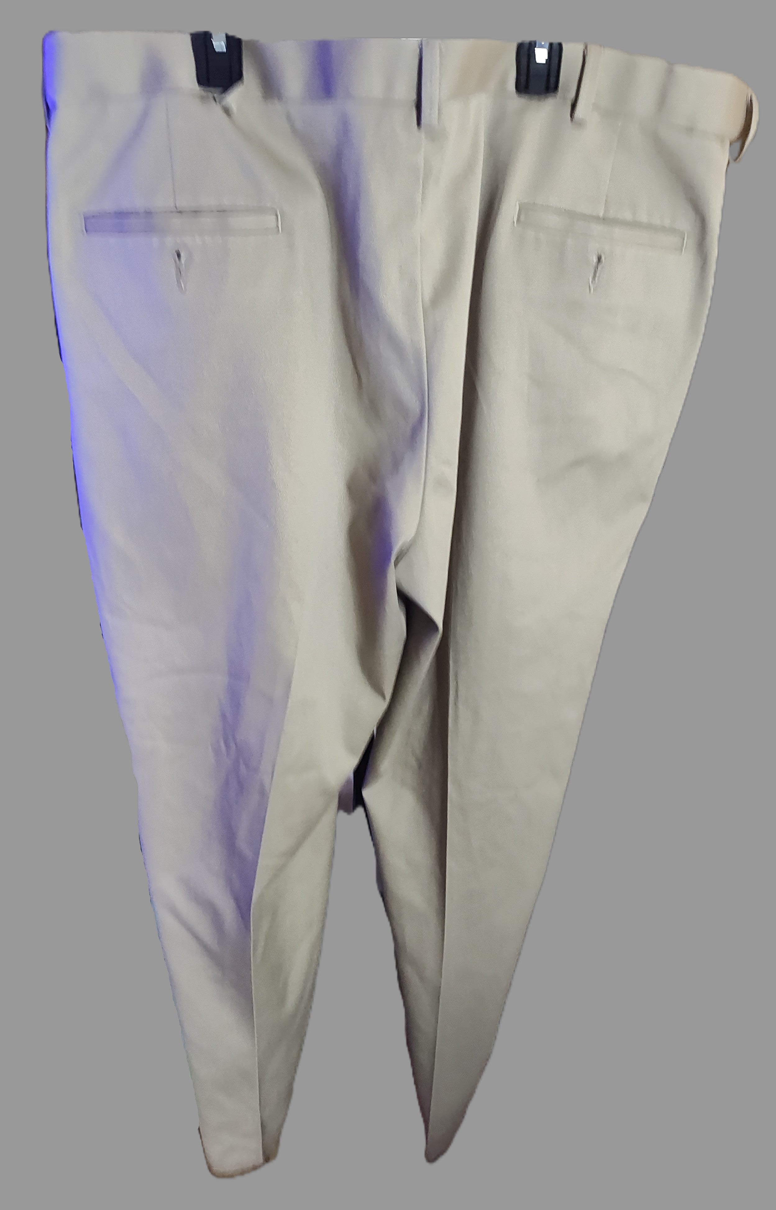 Haggar Khaki Pants - size 40/30