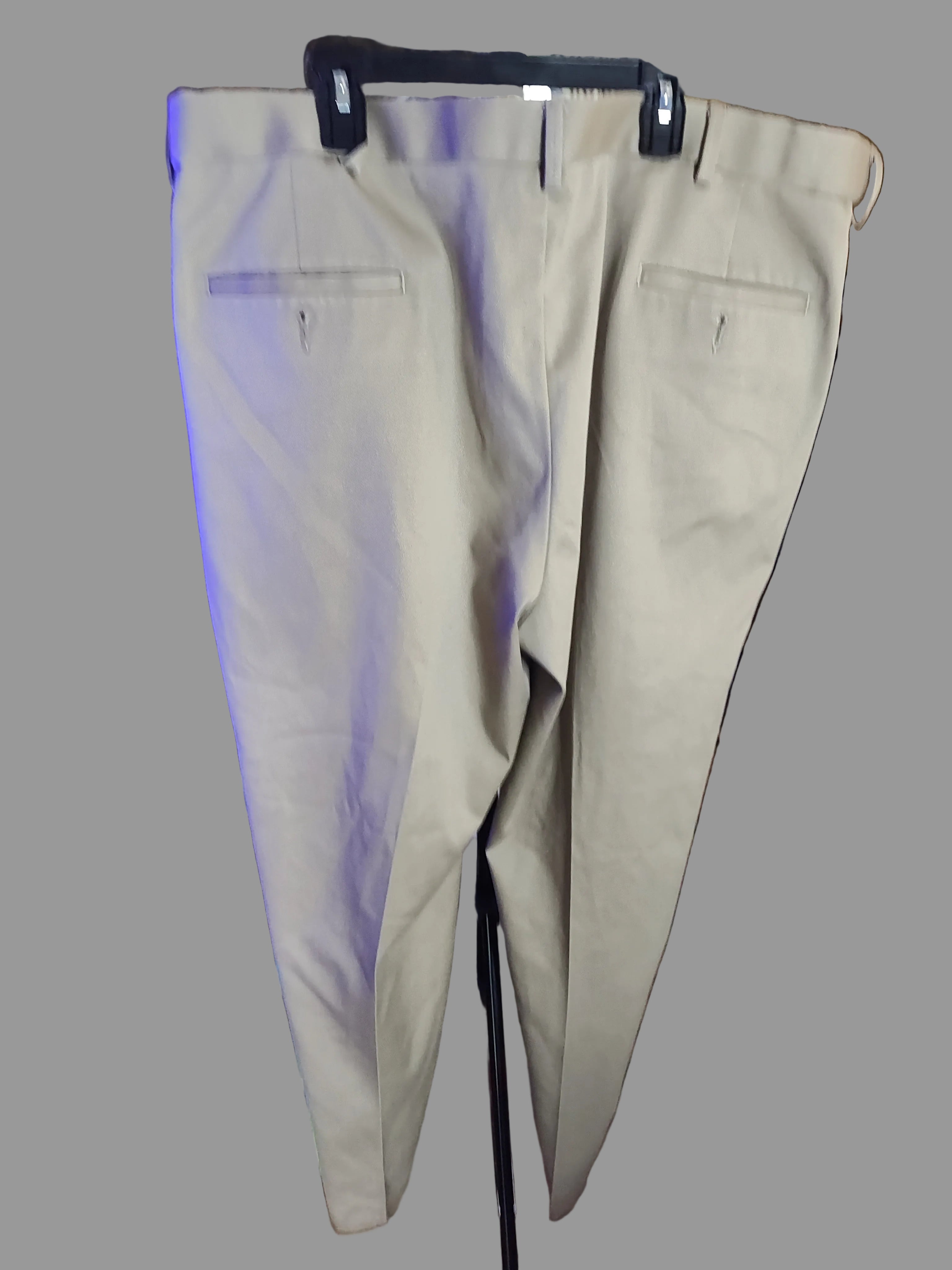 Haggar Khaki Pants - size 40 x 29
