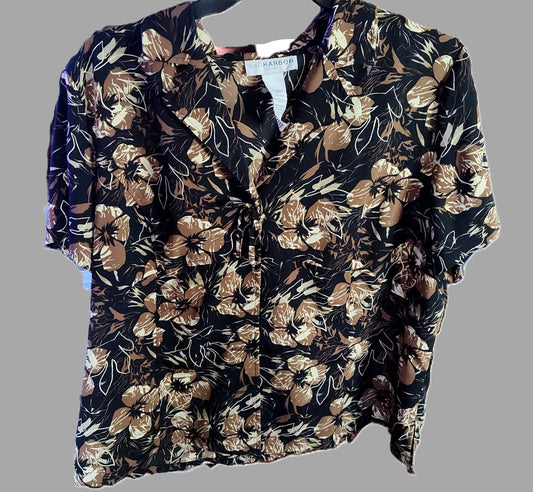 Sag Harbor Woman Black and Beige Button Top - size 20W