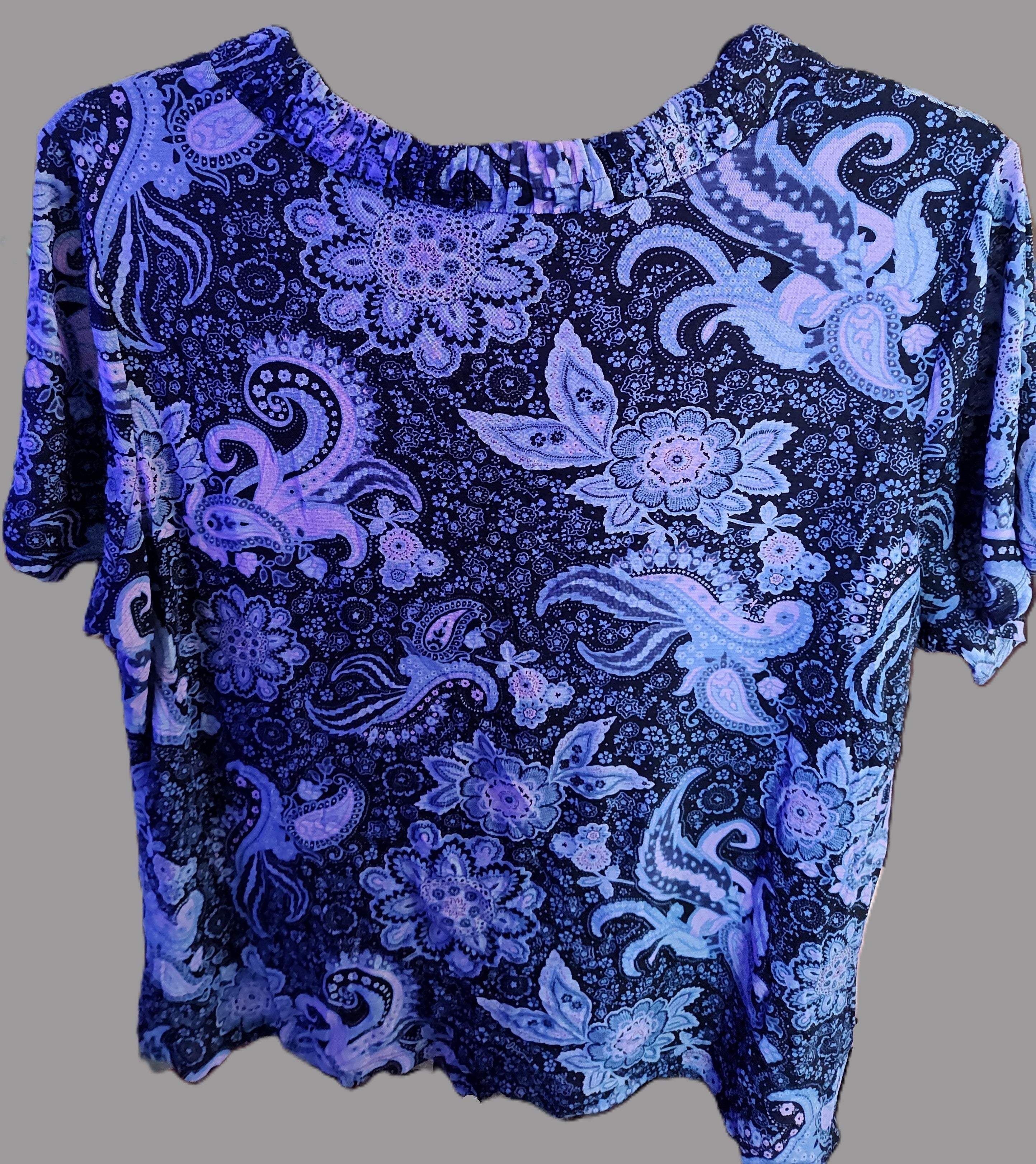 Croft & Barrow Purple Paisley V-neck Blouse - size 2XL