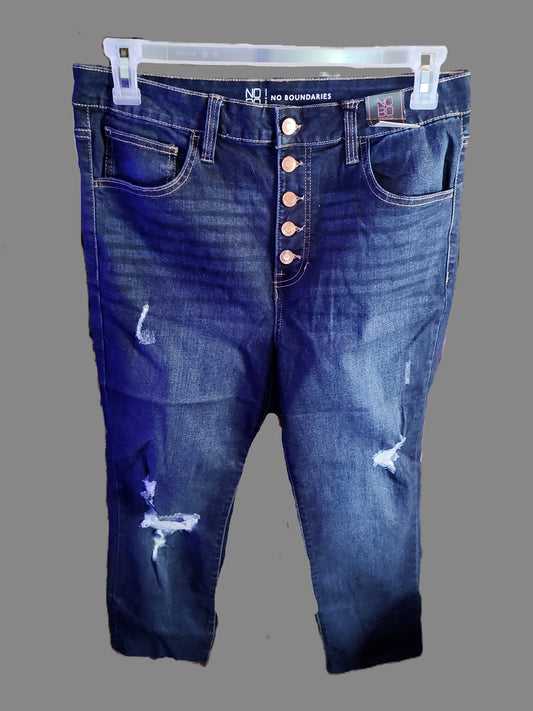 Women's No Boundaries Distressed Blue Jeans - size 15