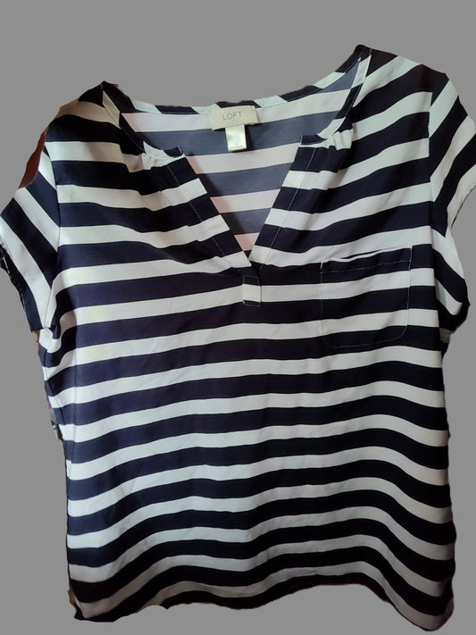 Loft Black and White V-neck Short Sleeve Blouse - size L