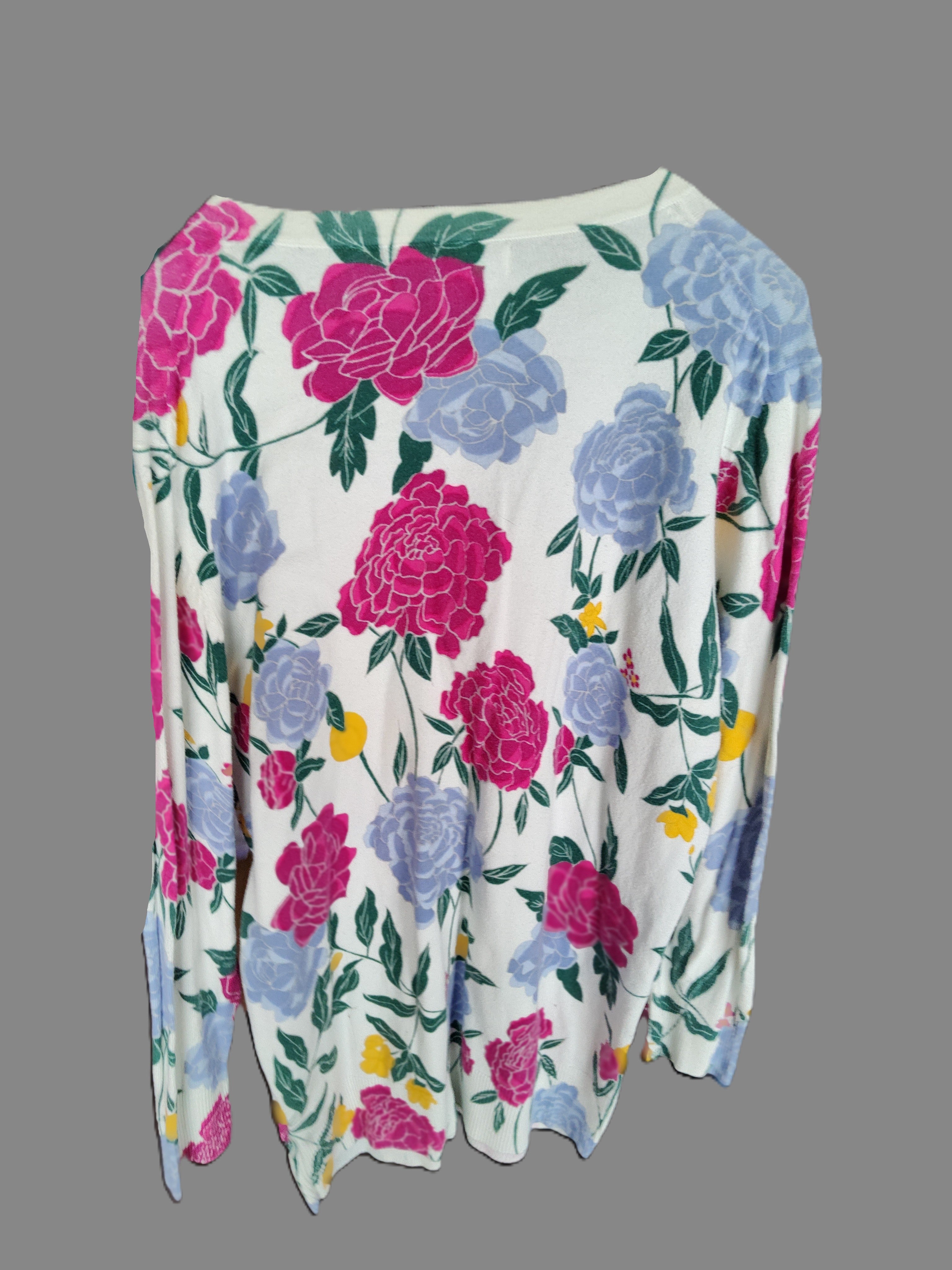 Merona Floral Knit Button Up Blouse - size M