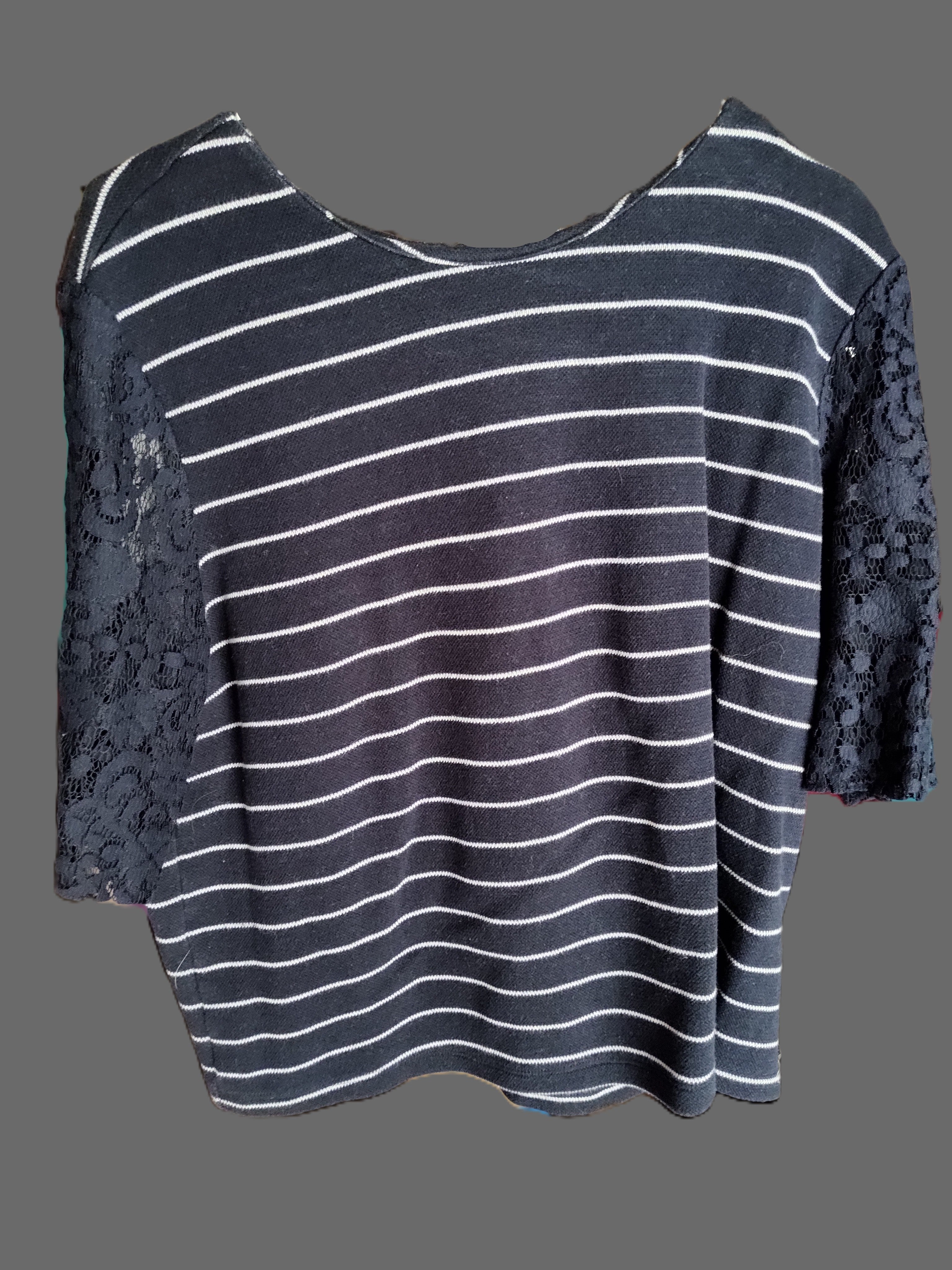 Black & White Striped Shirt with Lace Sleeves - size L