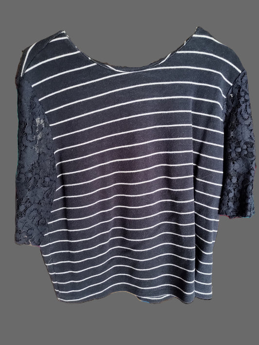 Black & White Striped Shirt with Lace Sleeves - size L