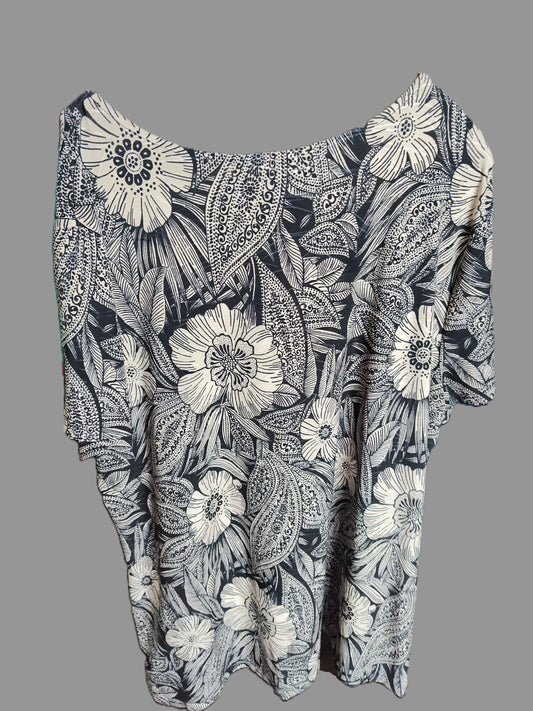 Croft & Barrow Black Floral Shirt - size XL