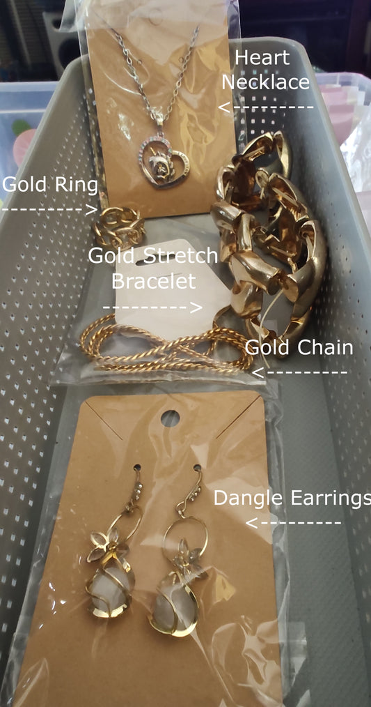 Lot of 5 Gold Plated Costume Jewelry Pieces