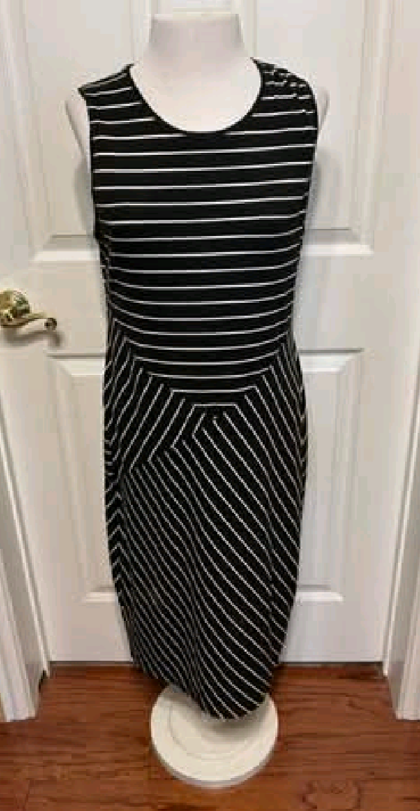 Mossimo Black with White Stripes Midi Dress - size L