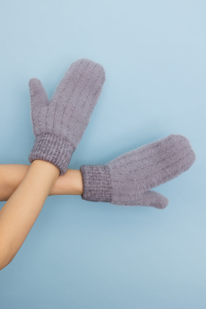 Plush Pastel Fuzzy Winter Mittens 🧤