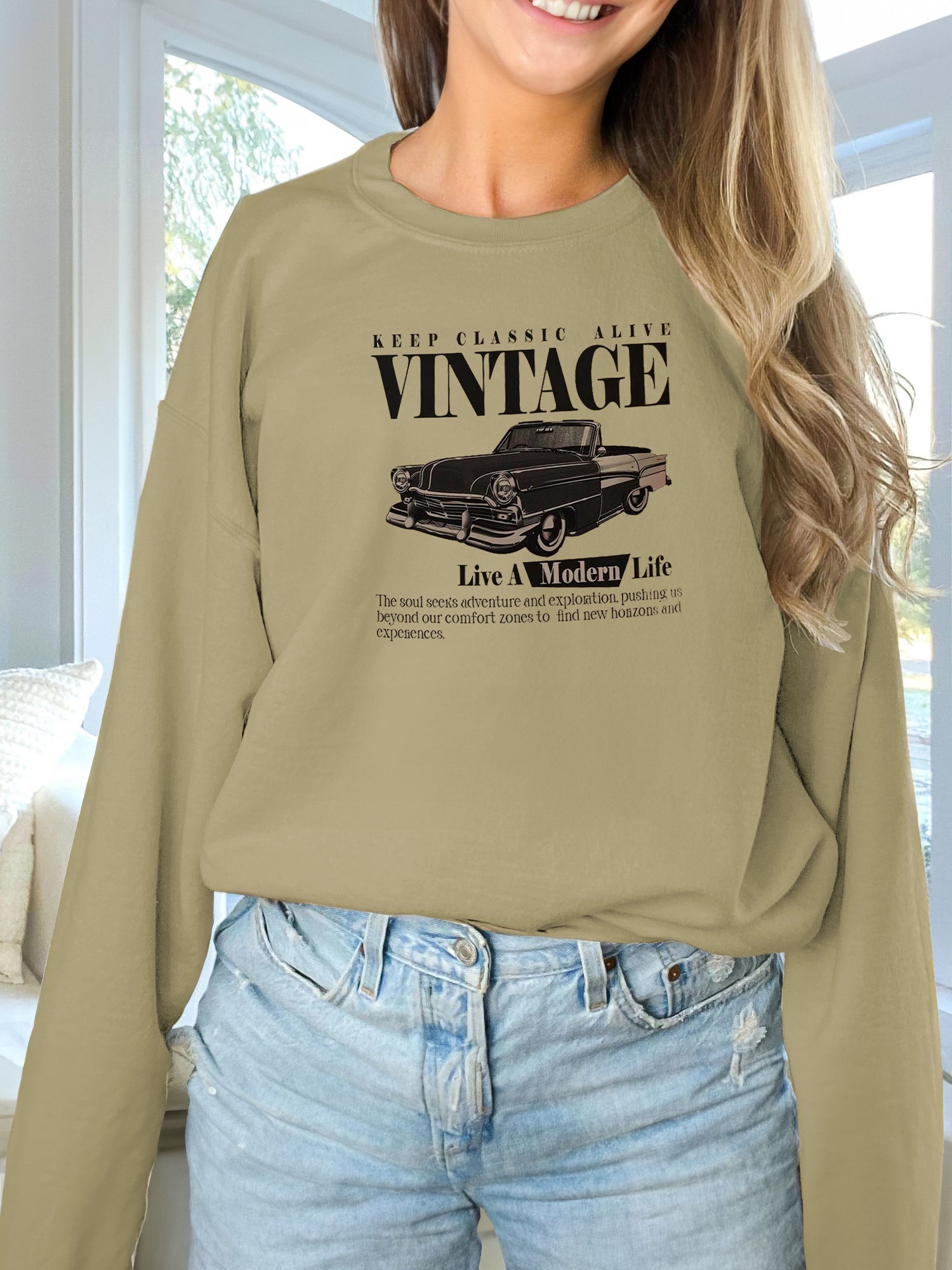 Women's Vintage Car Solid Color Long Sleeved Sweatshirt