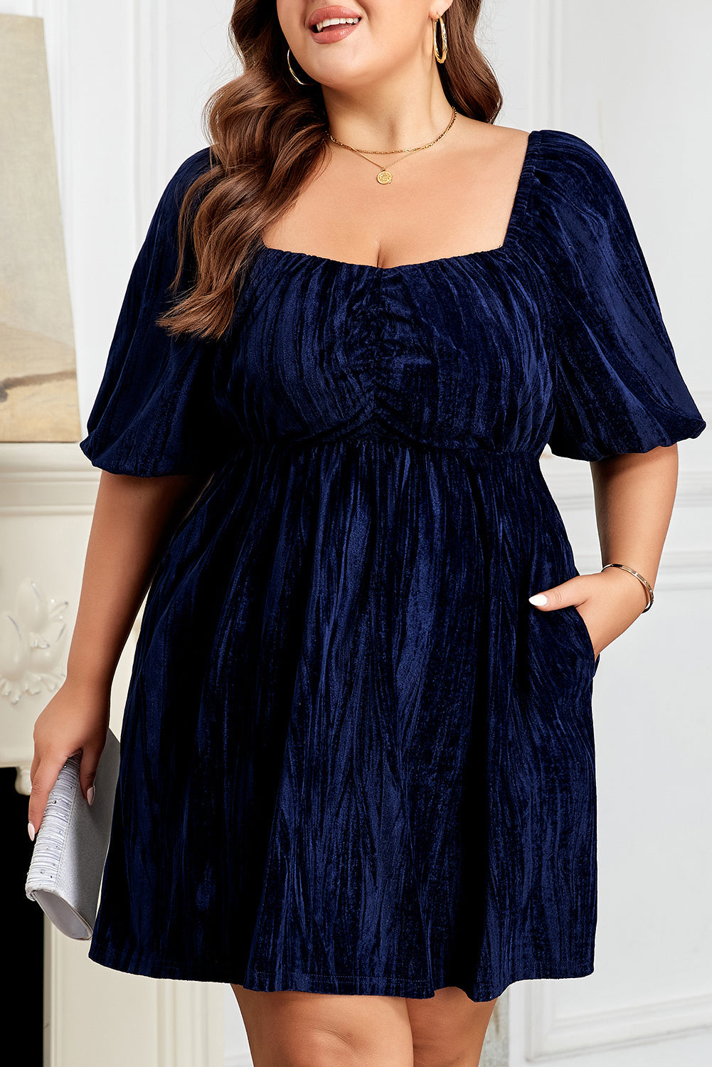 Women's Plus Size Ruched Velvet Puff Sleeve Mini Dress