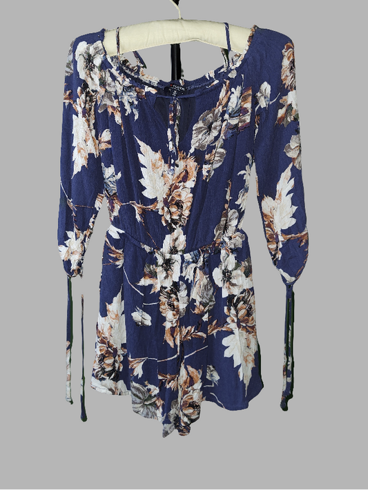 One Clothing Los Angeles Blue Floral Blouse with Straps- size Small