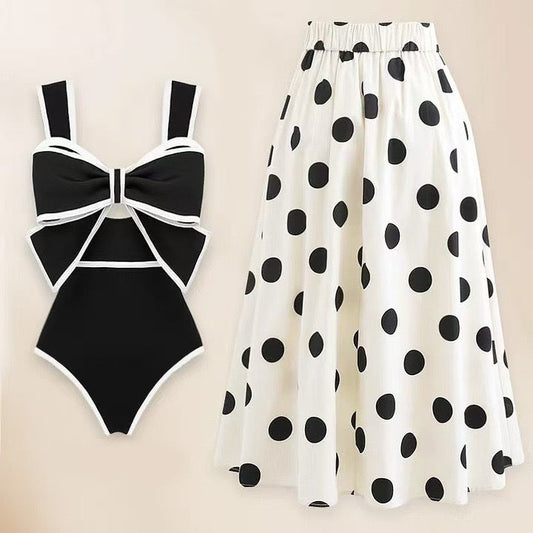 Women's Dotted 2-piece Swimsuit & Skirt Modest Beachwear